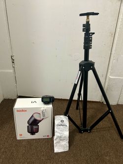 Godox V1-S Flash Kit for Sony + X1T-S Trigger + Light Stand + Battery New