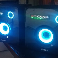 Ion FLASH CUBE speakers (2)