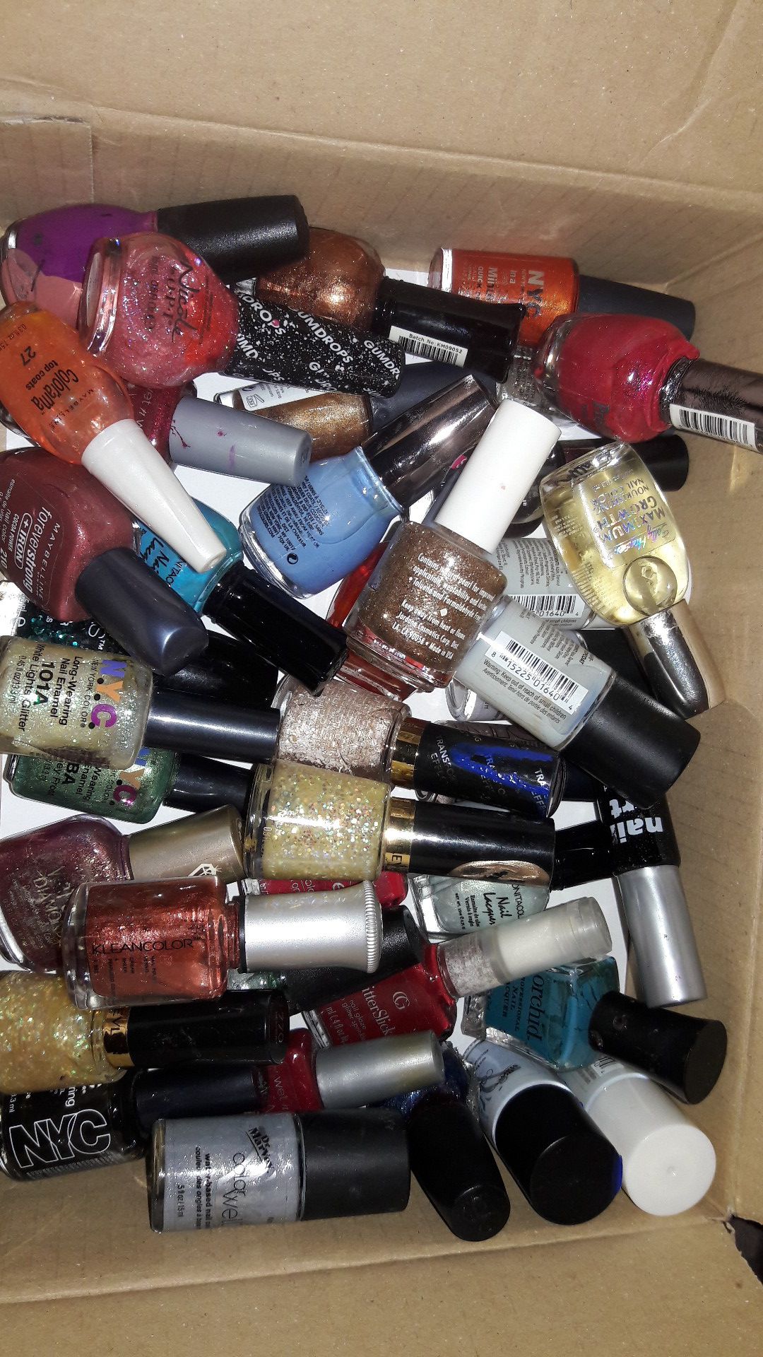 Semi New and used nail polishes all for $10