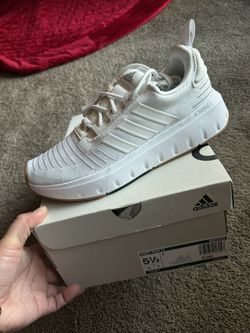 Unisex Adidas Shoes