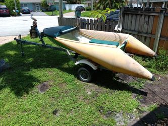 PLEXIGLASS BOTTOM BOAT AND TRAILER 