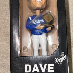 Dave Robert bobble head (dodgers)