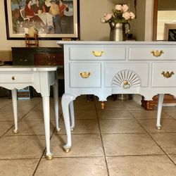Ethan Allen Buffet/ Sideboard/ Dresser / Console Table And She De Table