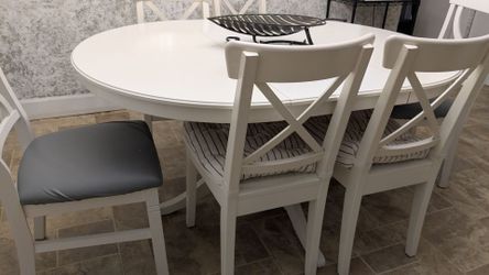 Dinning table