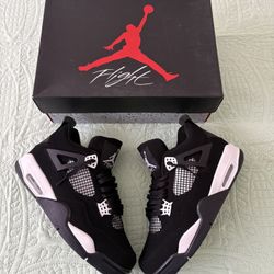 Jordan 4 White Thunders Size 10 New 