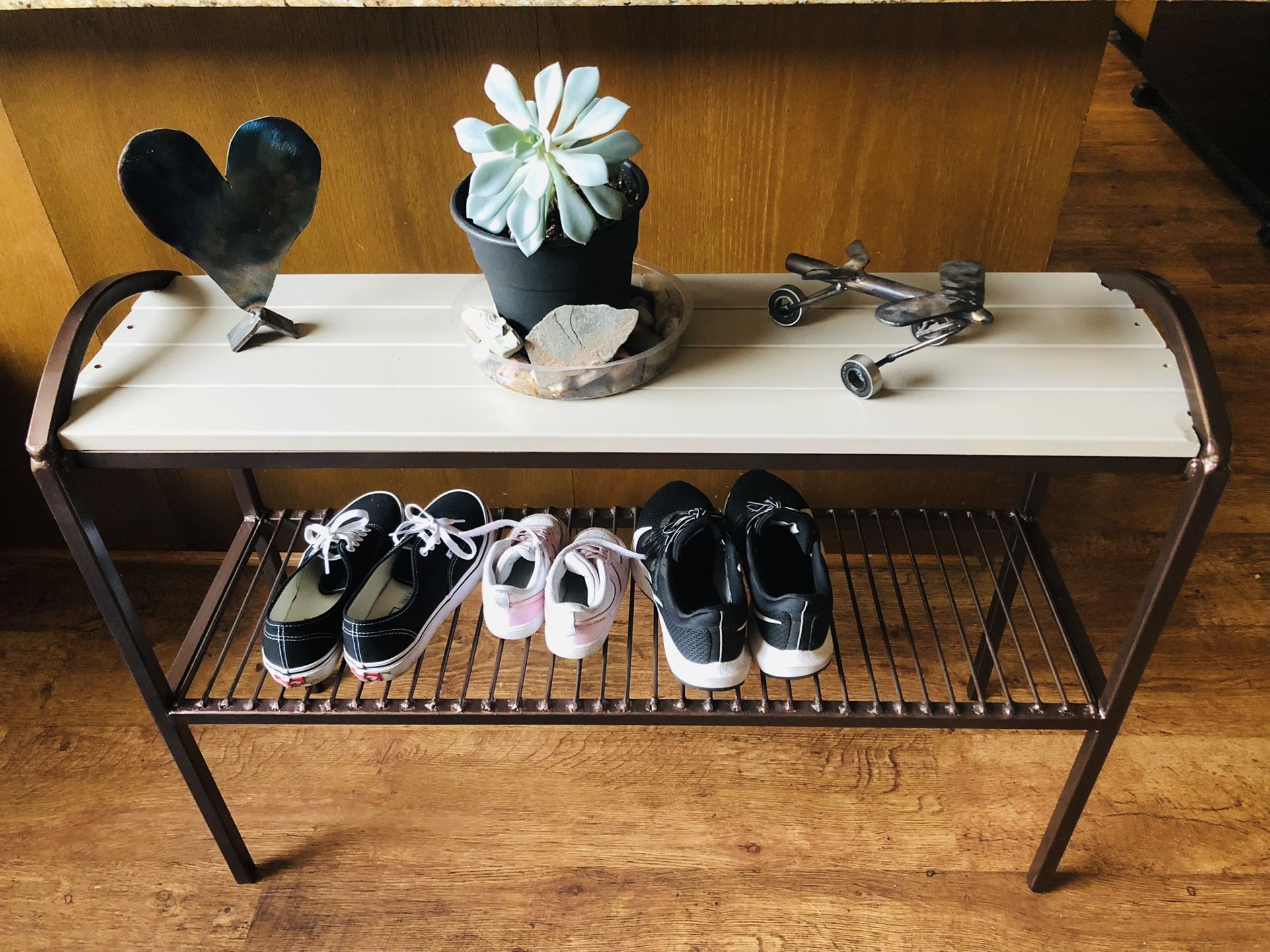 Bench / Shoe Rack