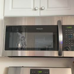 Frigidaire Microwave