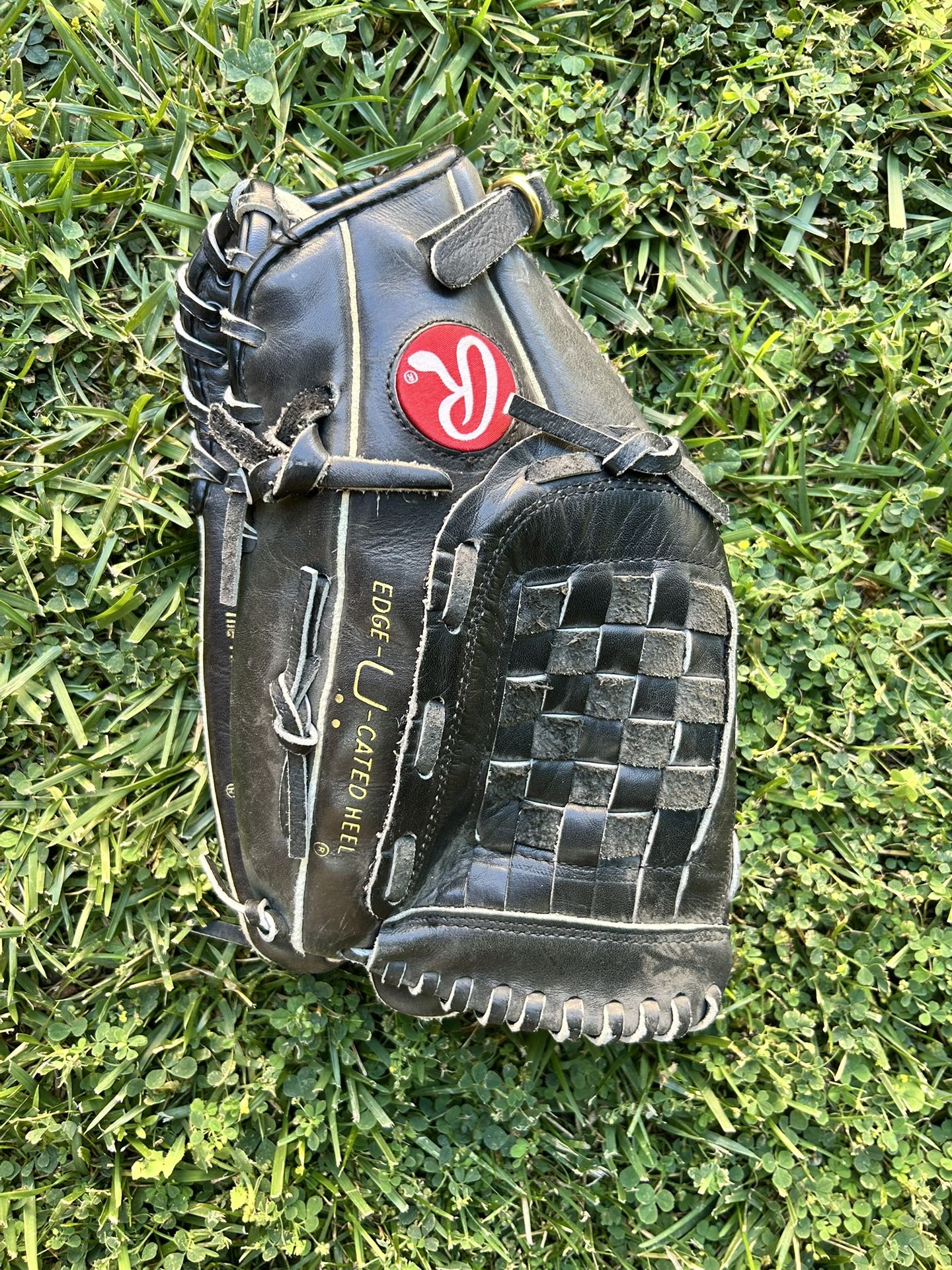 BASEBALL MITT 13”