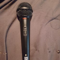 Peavey Microphone