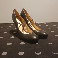 Nine West Pin Up Heels