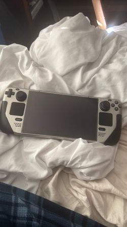256 GB LCD Steam Deck- LOCAL PICKUP CASH OR TRADE