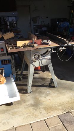Craftman 10" Table Saw - FREE