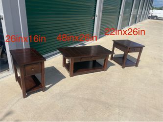 Solid Wood Coffee Table With 2 End Tables (DELIVERY AVAILABLE)