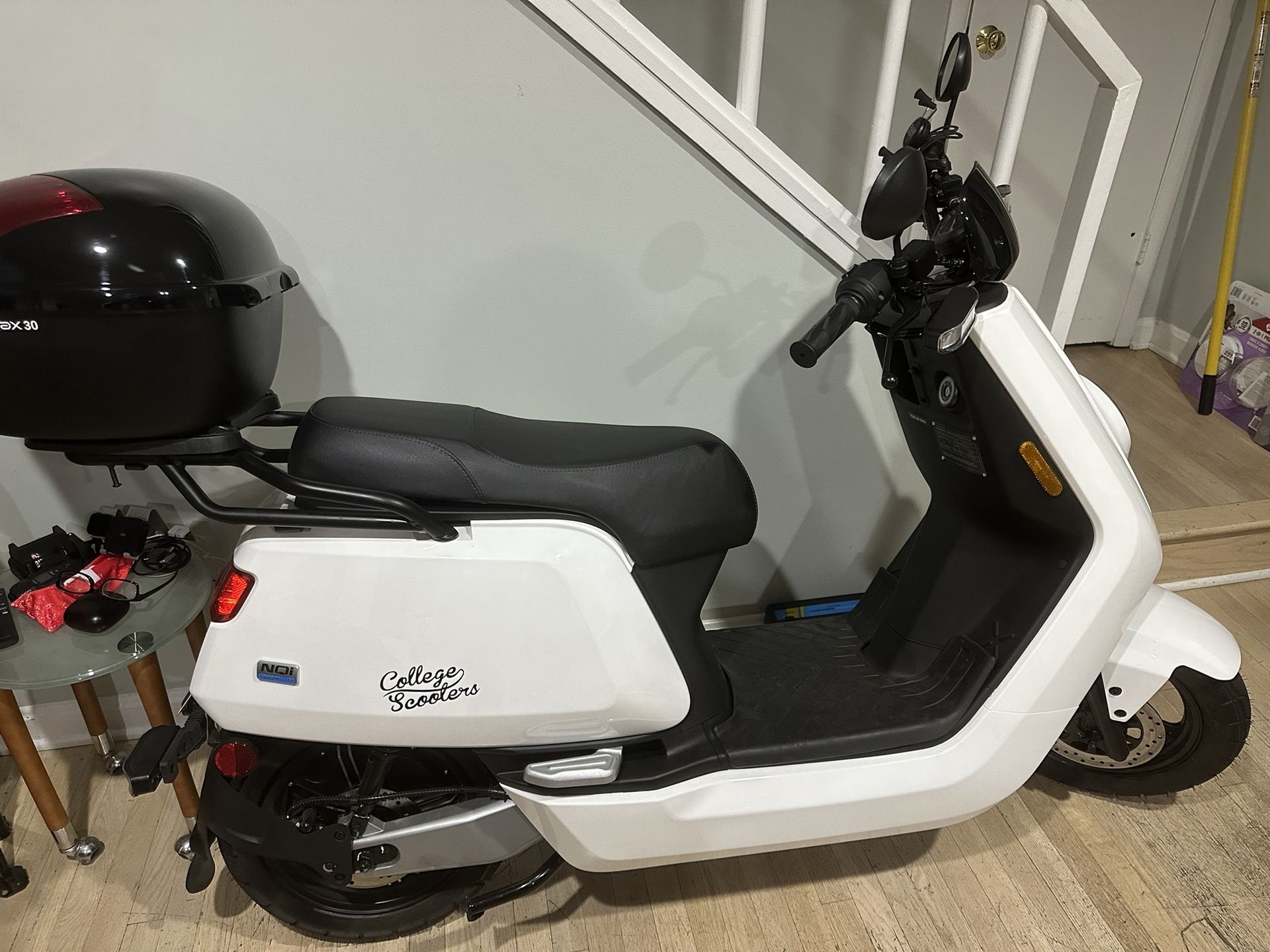NIU NQI Sport 2023 Electric Scooter