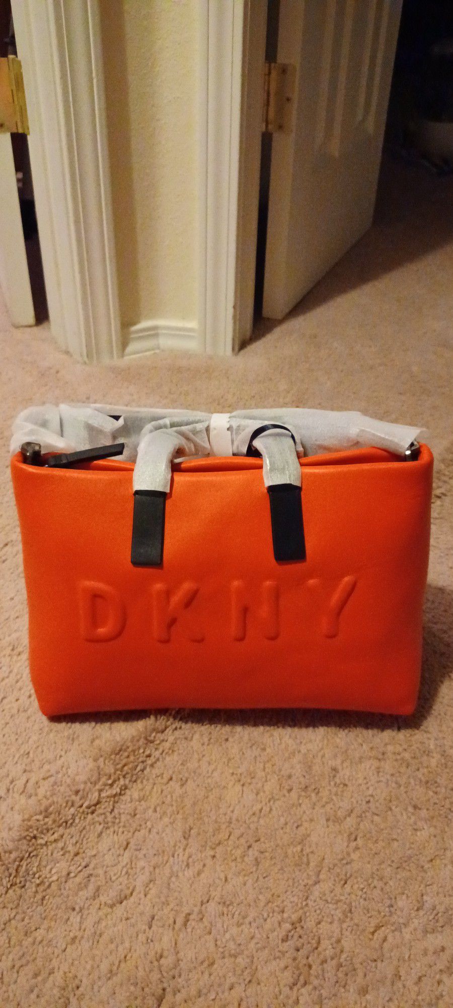 DKNY leather Bag 