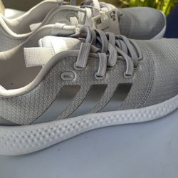 Men’s Adidas Size 8