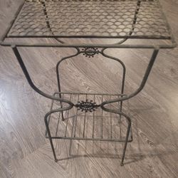 Iron Small Table 6x10x22