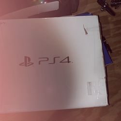 PS 4