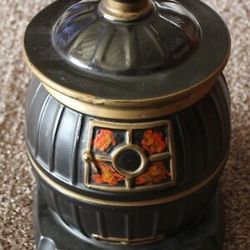 Vintage McCoy Pottery  Pot Belly Stove Cookie Jar
