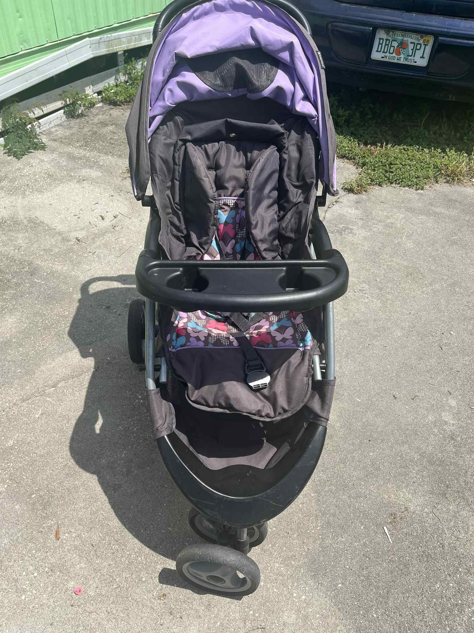 Jogging stroller purple