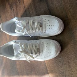 White Air Force Low Top