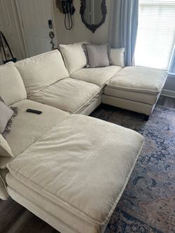 U Shaped Section Couch