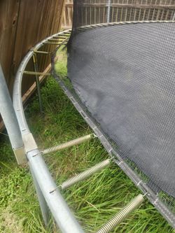 Free Trampoline