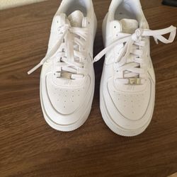 Nike Air Force One Size 7