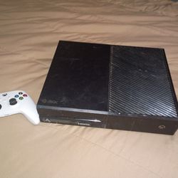 Xbox One (Original) + Controller + Power Cord