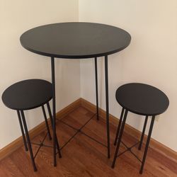 Round bistro Table