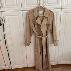 Ladies London Fog Raincoat  