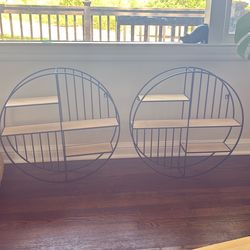 Hanging wall shelves