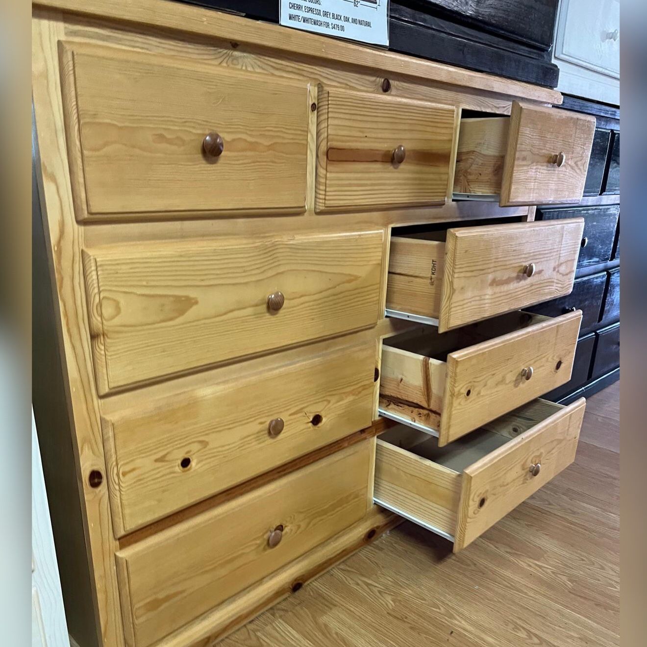 Dresser 