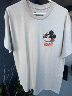 Neff disney Mickey Mouse Tan graphic tee Size:Large NWT