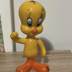 Vintage Warner Bros Tweety 1976