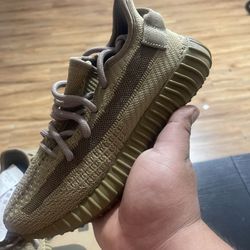 ADIDAS YEEZY EARTH