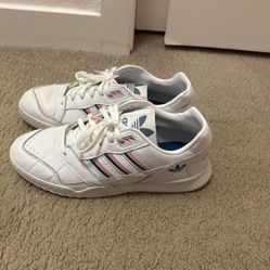ADIDAS A.R. TRAINER W Ftw White/ True Pink/ Tech Mint