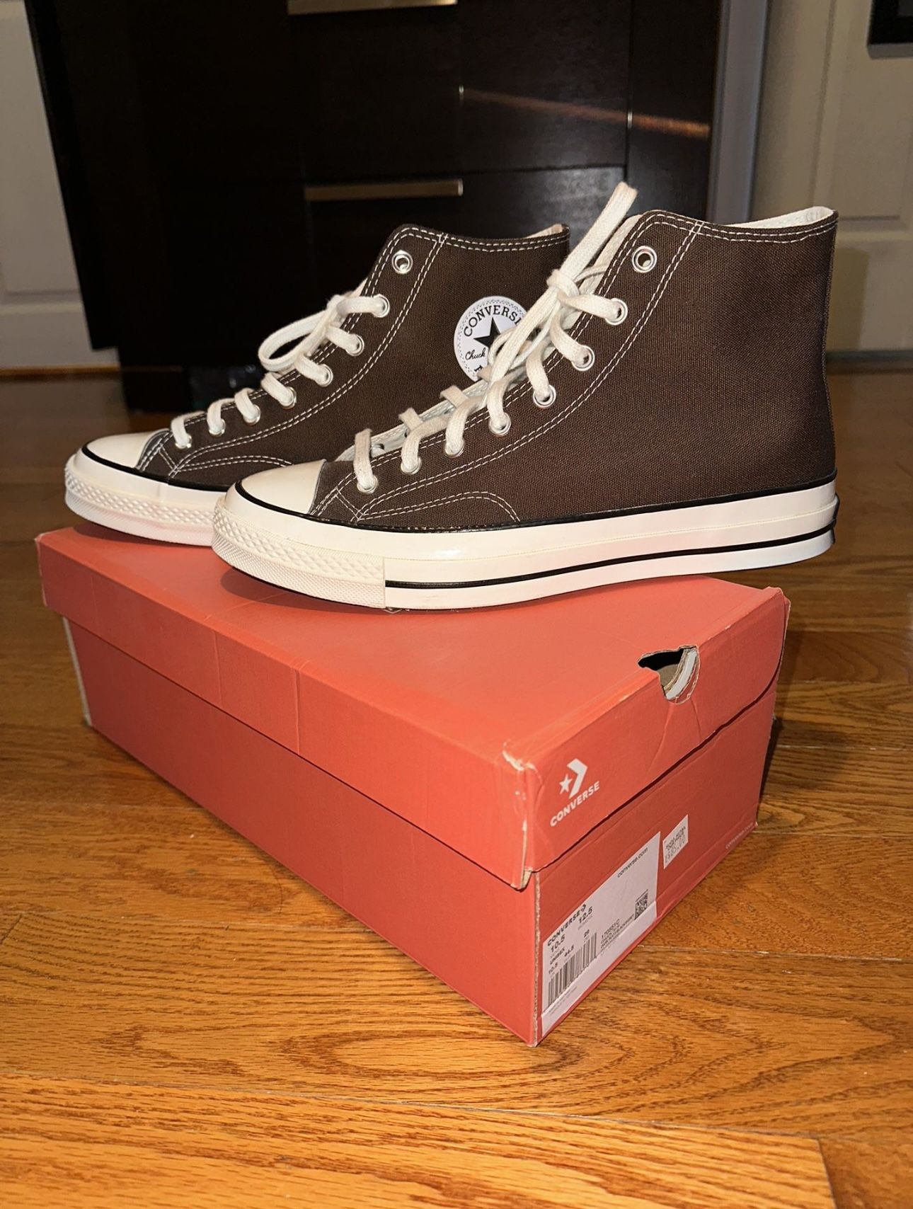 Dark Root Converse