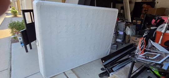 Full size box spring