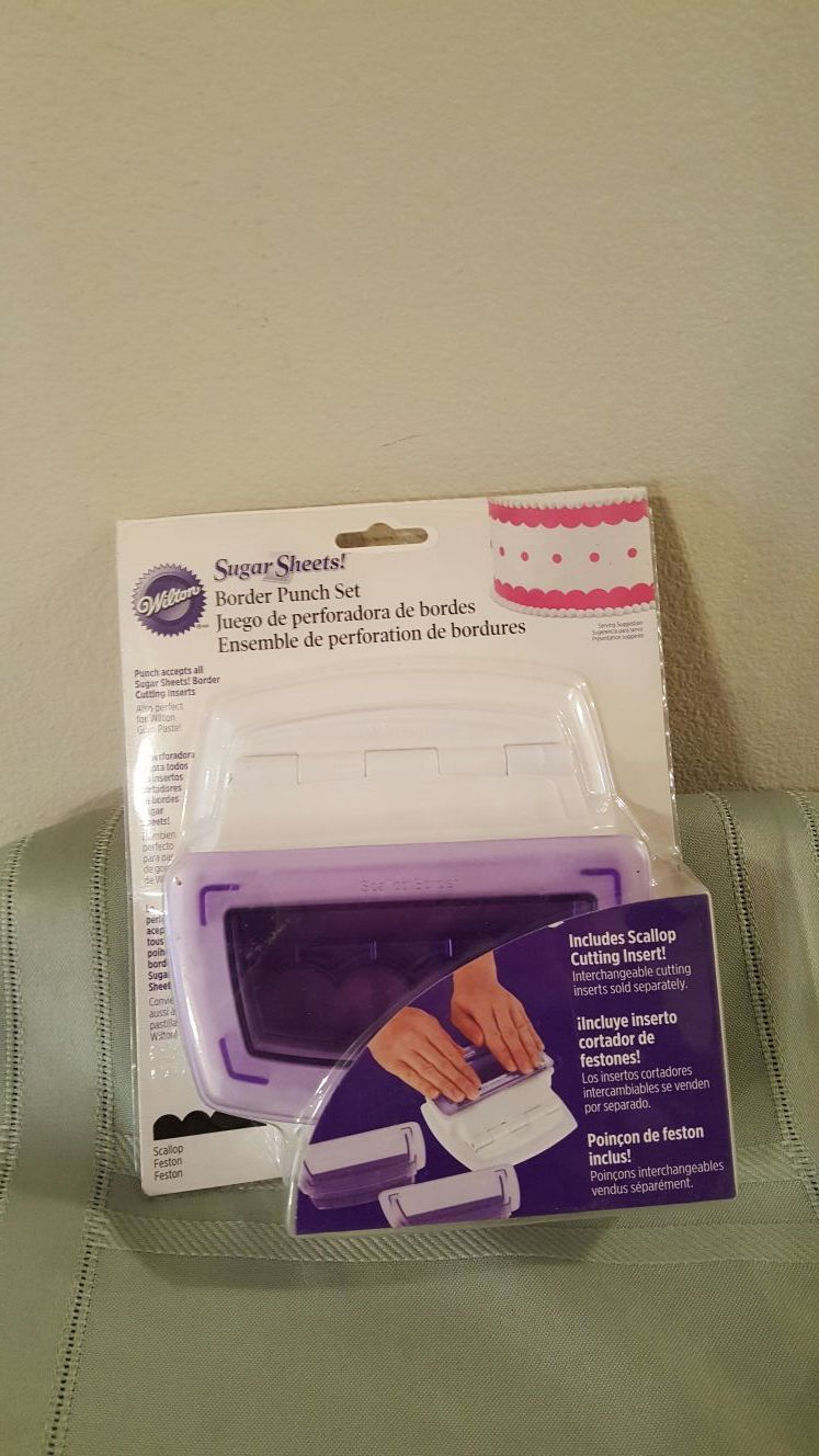 Wilton Sugar Sheets Border Punch Set Scallop Cake Decorating