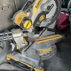 Dewalt 