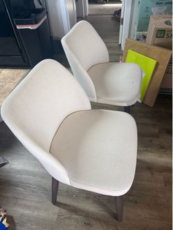 Set of 4 Dining Room Chairs