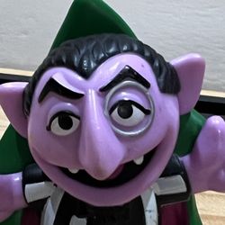 SESAME STREET COUNT DRACULA  3 INCH PVC FIGURE - GREAT CONDITION