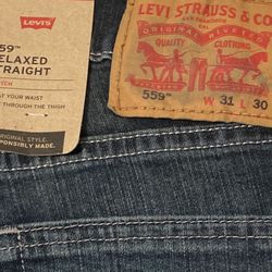 31x32 Levi’s Men’s 559 Relaxed Straight Jeans