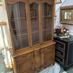 Charming, vintage golden-maple china hutch