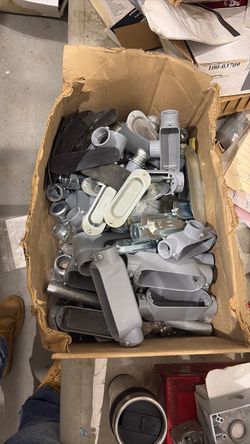 Conduit fittings