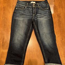 Woman’s bKE Gabby Capri Jeans Shipping Available 