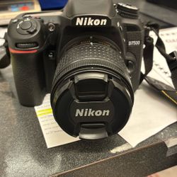 Nikon D7500 $500 Or Layaway For 55 Down Payment @ 1015 Summit Ave Greensboro Ask For Tasha 