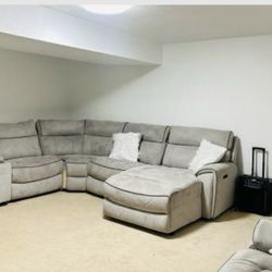 Recliners (Sofas) 