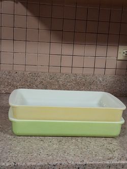 Pyrex  trade mark made In U.S.A oven Ware 2pc.